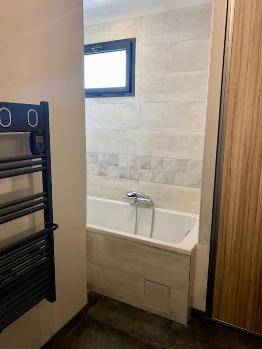 T3 - Centre - 75M2 - 2 Sdb - Parking - Calme Apartment Anglet Exterior foto